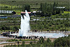 Ausbruch Strokkur vom Aussichtspunkt gesehen
